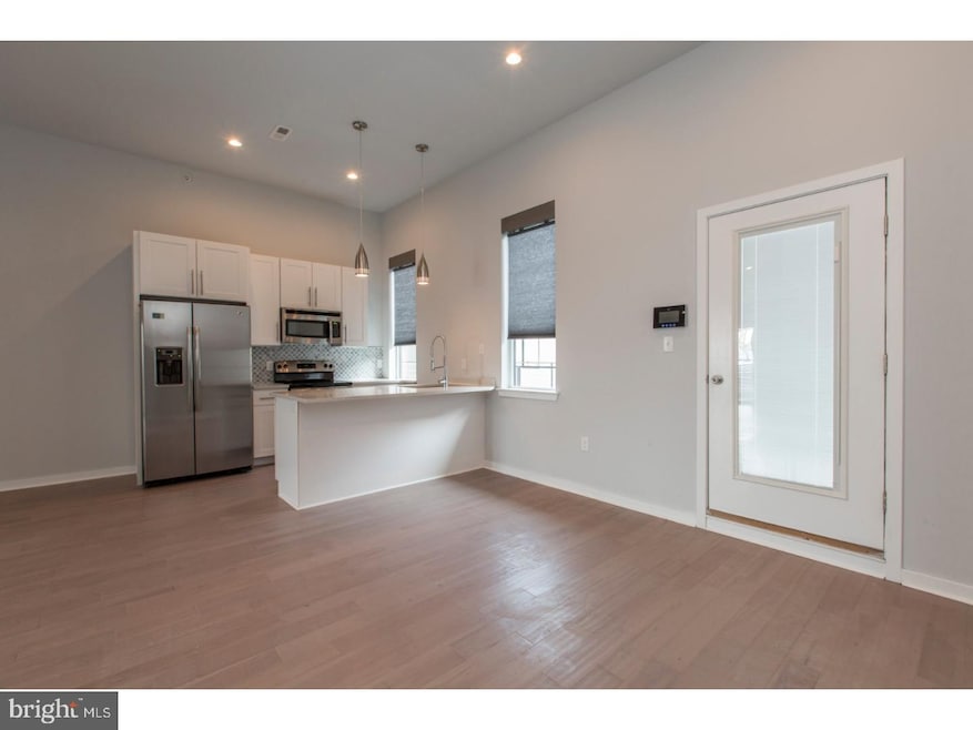 4304 Cresson St unit 2, Philadelphia, PA 19127 - photo 1