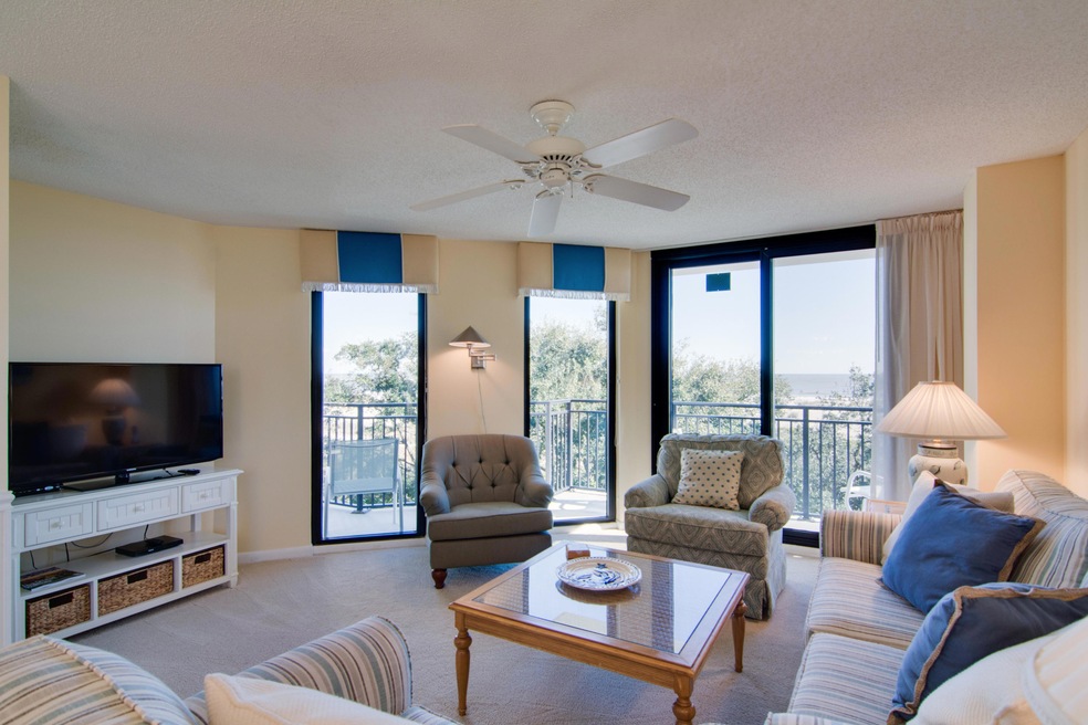 Floor to Ceiling Windows