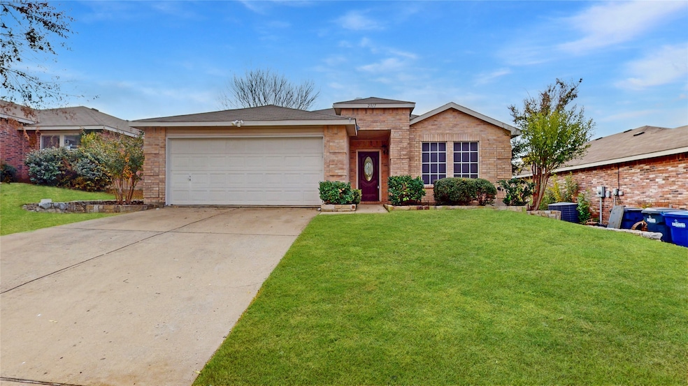 2317 Avalon Creek Way, McKinney, TX 75071 - photo 1