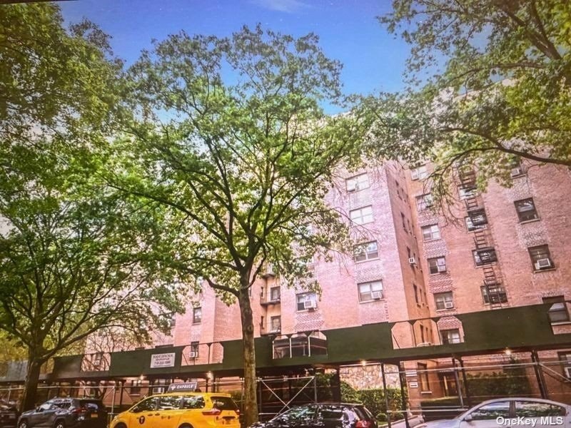 31-31 138th St unit 5D, Flushing, NY 11354 - photo 1