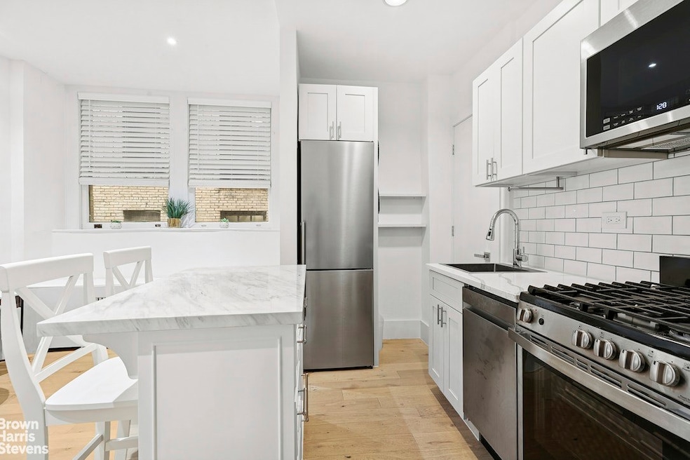 3 E 85th St unit 3C, New York, NY 10028 - photo 1