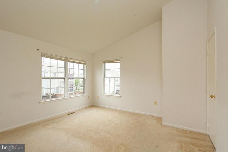 6914 Malachite Place, Capitol Heights, MD 20743 - photo 1