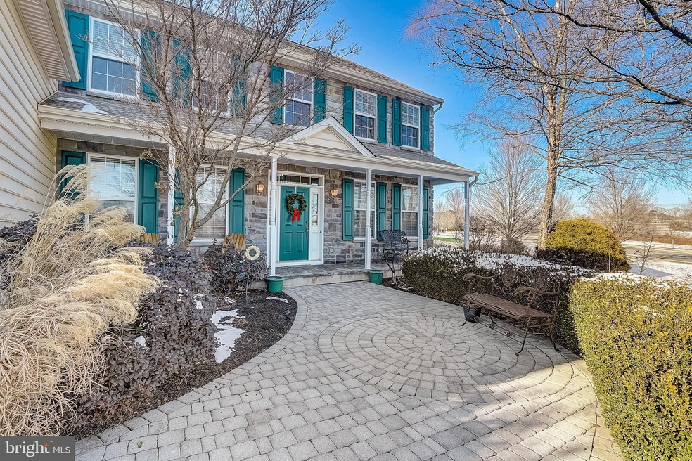 1036 Broadleaf Cir, Royersford, PA 19468 - photo 1