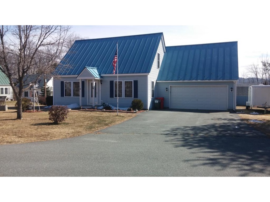 95 Acorn St, White River Junction, VT 05001 - photo 1