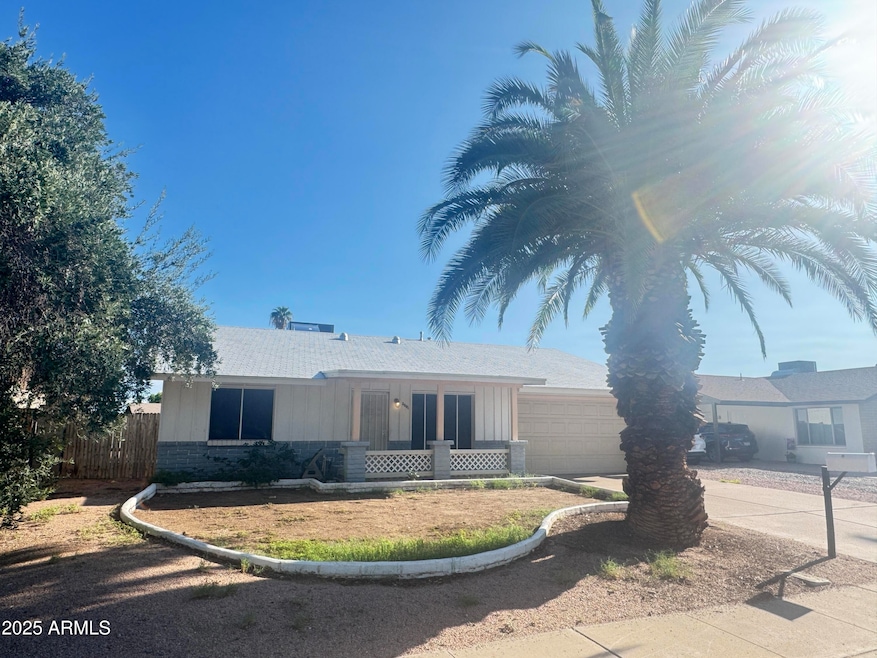 3801 W Poinsettia Dr unit 5, Phoenix, AZ 85029 - photo 1