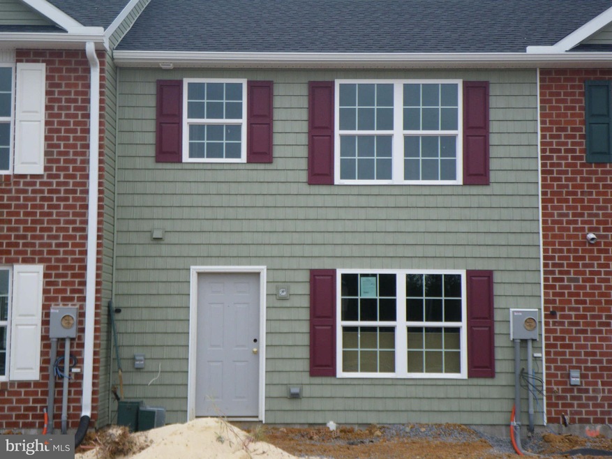 465 Lantern Ln, Chambersburg, PA 17201 - photo 1