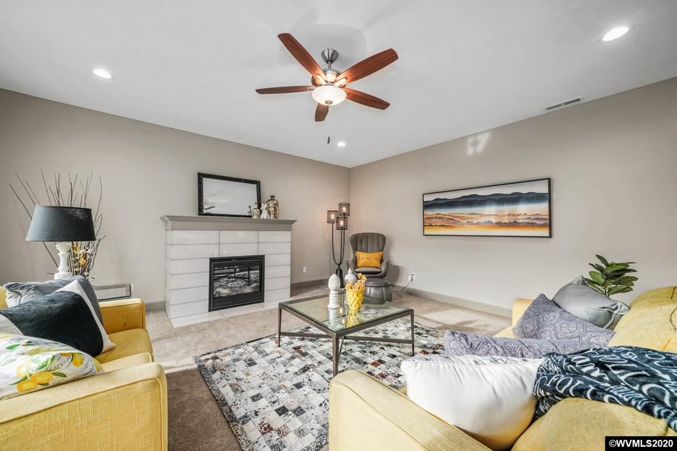 934 Claggett St NE, Keizer, OR 97303 - photo 1