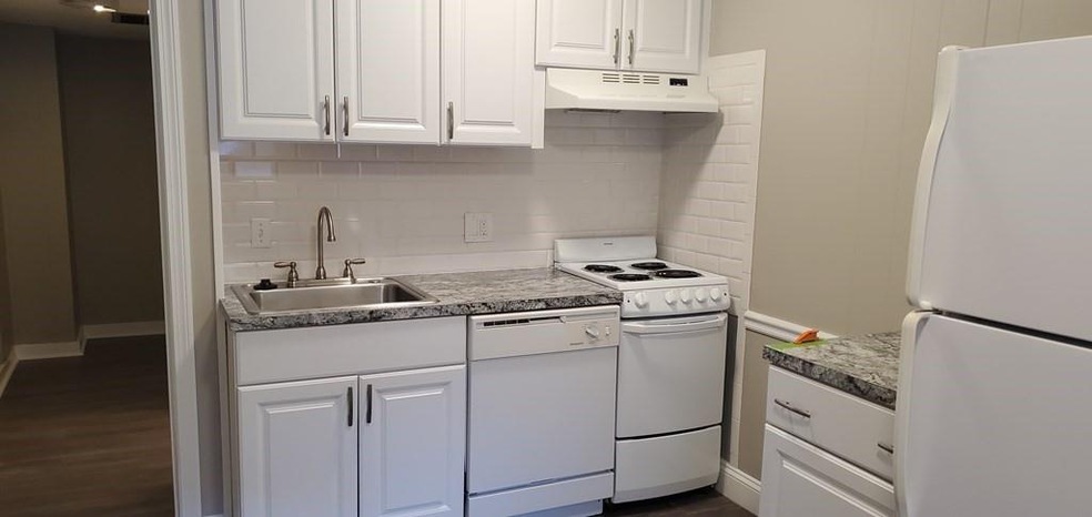 1870 Beacon St unit bld6-2, Brookline, MA 02445 - photo 1