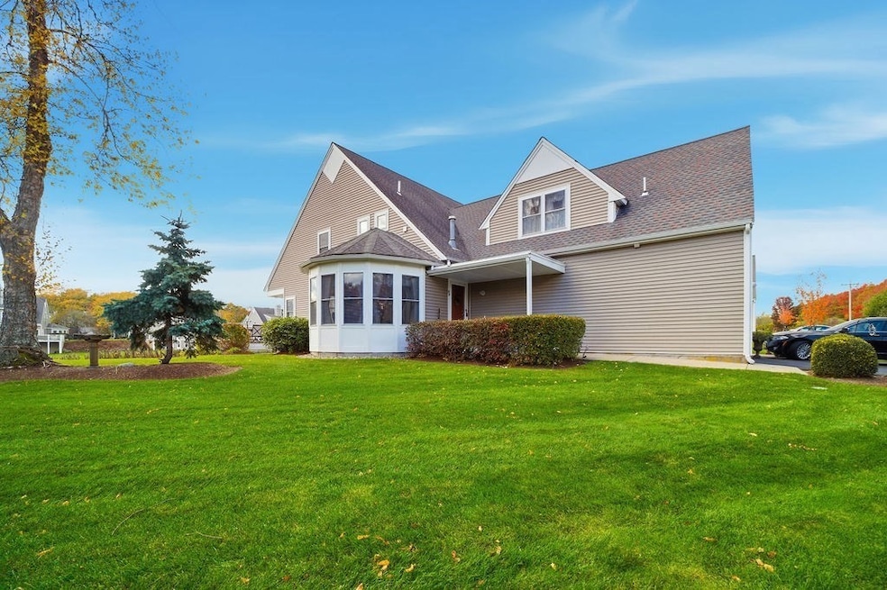 69 Bay Pointe Drive Extension unit 69, Wareham, MA 02532 - photo 1