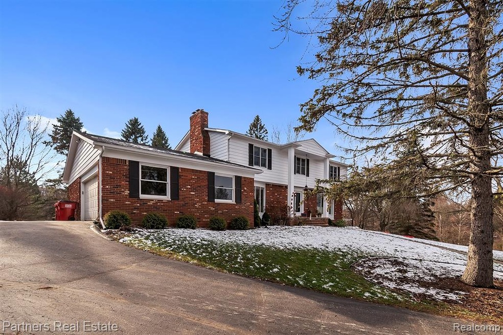 1859 Echo Hills Rd, Howell, MI 48855 - photo 1