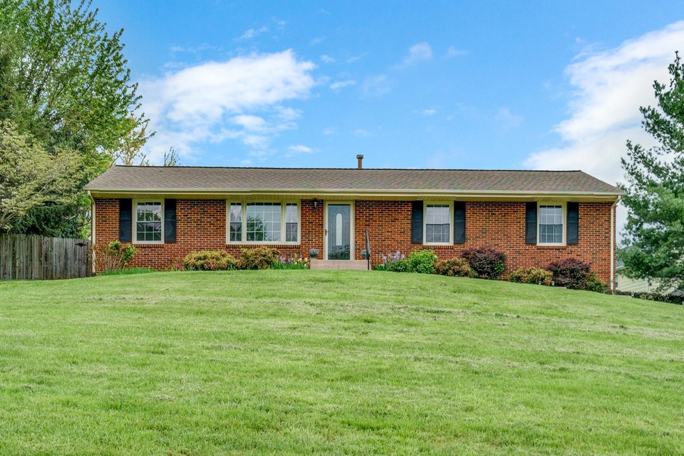 001-310080-5215 Setter Road 01_7635983