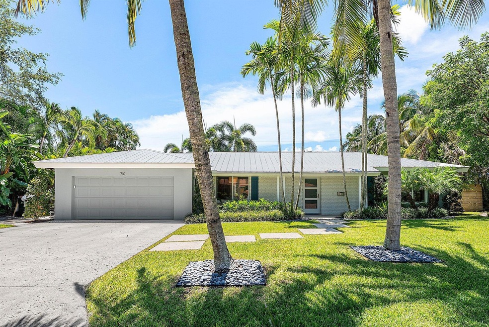 Under Contract $1,925,000 • Co-Listing Agent