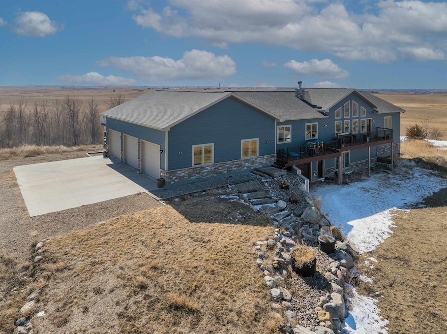 Under Contract $650,000