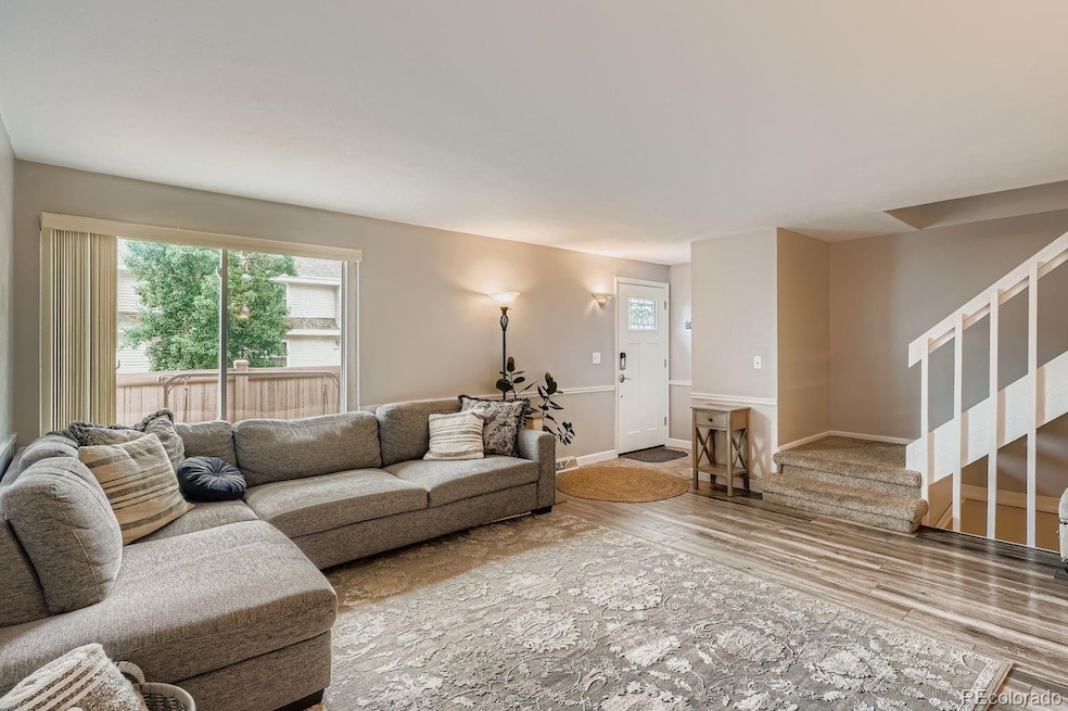 4318 E Maplewood Way, Centennial, CO 80121 - photo 1