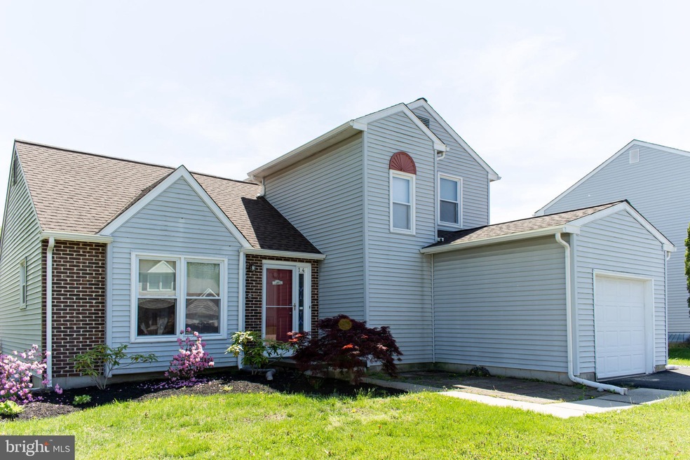 14 Cedar Farms Dr, Newark, DE 19702 - photo 1