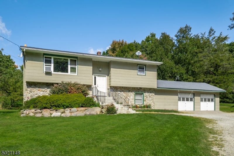 1017 Stillwater Rd, Newton, NJ 07860 - photo 1