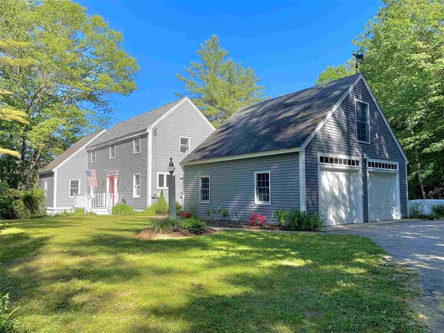 163 Grapevine Rd, Dunbarton, NH 03046 - photo 1