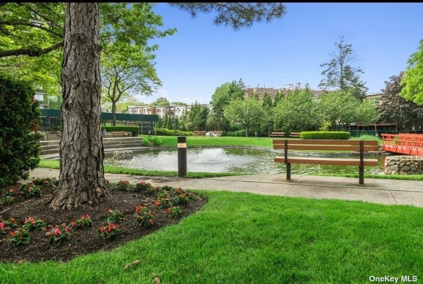 The Bay Club unit 6Z1, Bayside, NY 11360 - photo 1