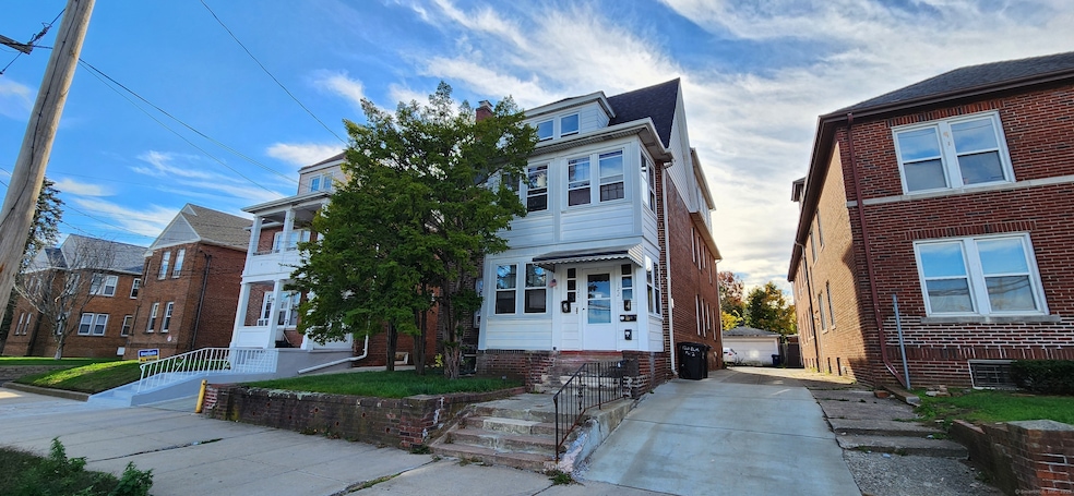 For Rent $2,000/month