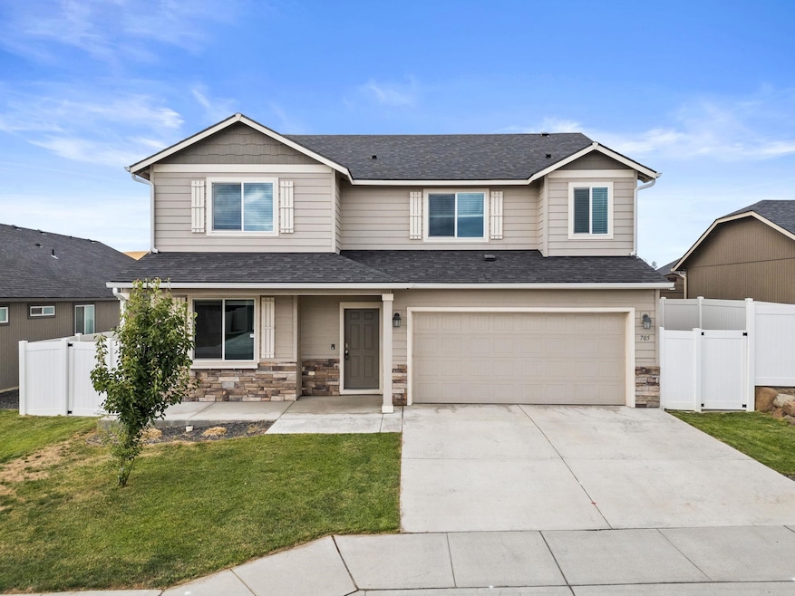 705 Condor Dr, Cheney, WA 99004 - photo 1