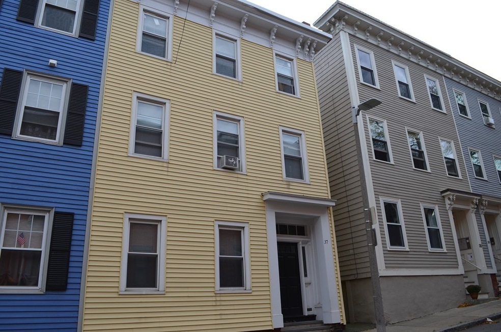 37 Mystic St unit 1, Charlestown, MA 02129 - photo 1