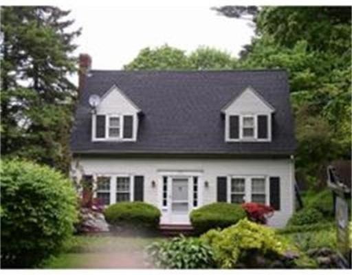 142 Oakland St unit 142, Wellesley Hills, MA 02481 - photo 1