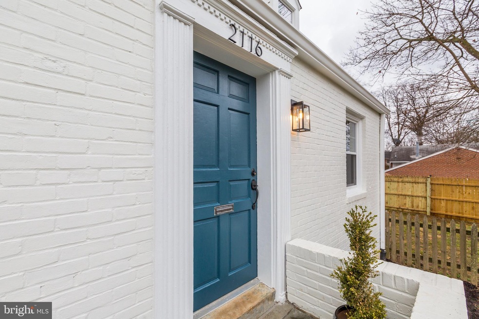 2116 Forest Glen Rd, Silver Spring, MD 20910 - photo 1