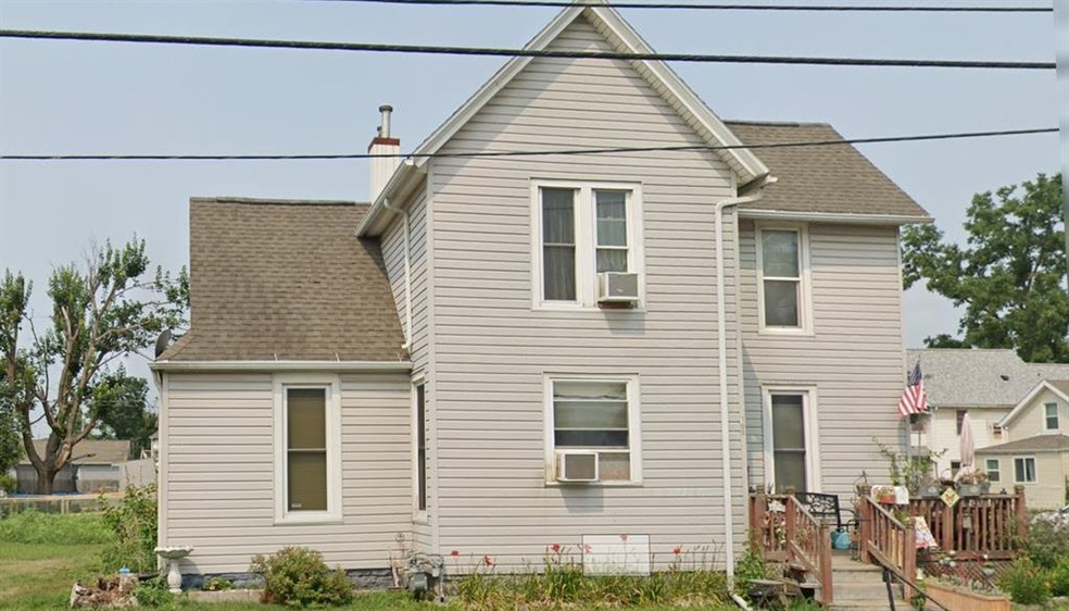 401 7th Ave SW, Cedar Rapids, IA 52404 - photo 1