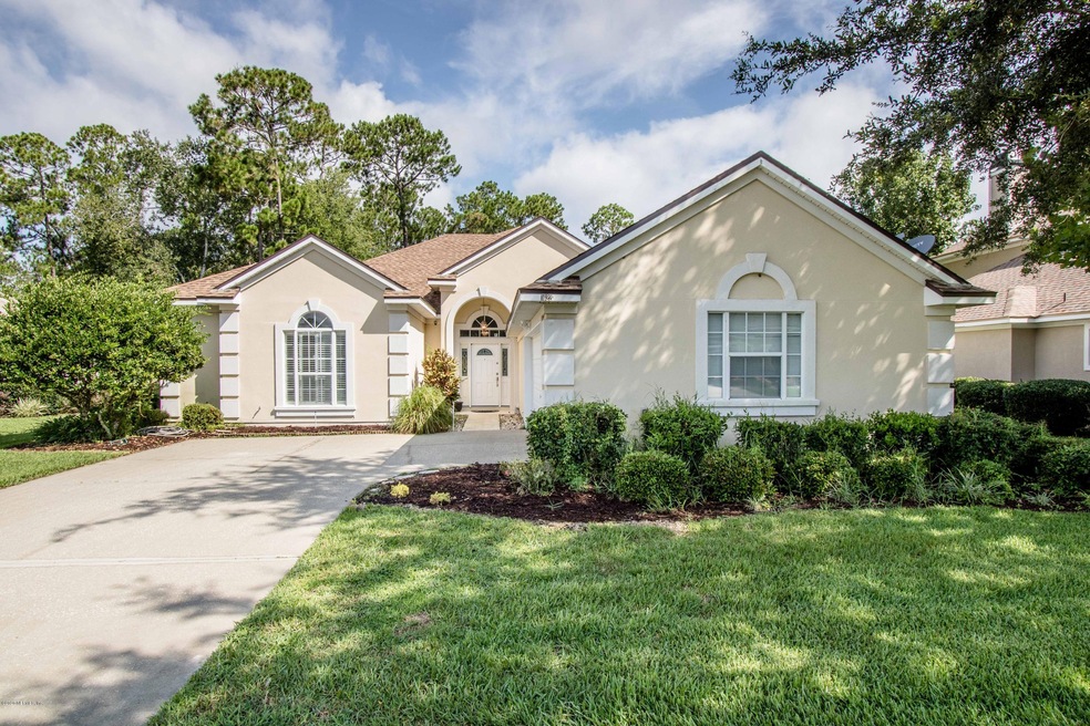 1-1622 Pinecrest Drive