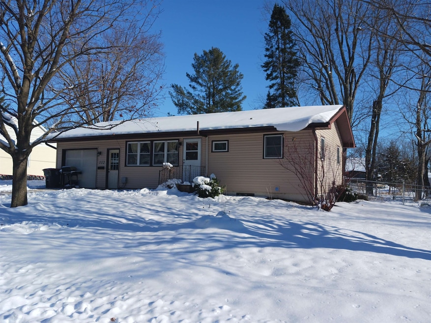 112 N 3rd St, Evansville, WI 53536 - photo 1