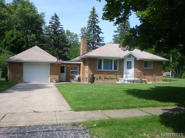 199 Warner Ave, North Tonawanda, NY 14120 - photo 1
