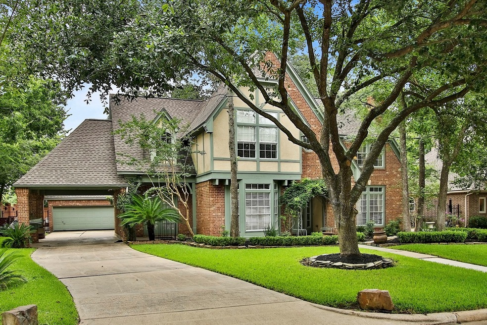 4522 Belle Glade Dr, Houston, TX 77018 - photo 1