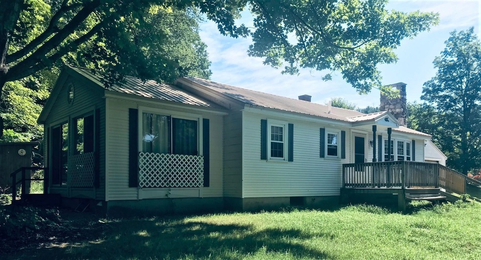 120 Second Crown Point Rd, Barrington, NH 03825 - photo 1