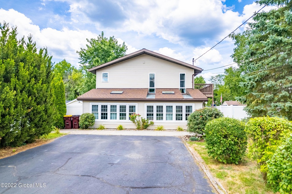 4 Birch Ln, Rensselaer, NY 12144 - photo 1