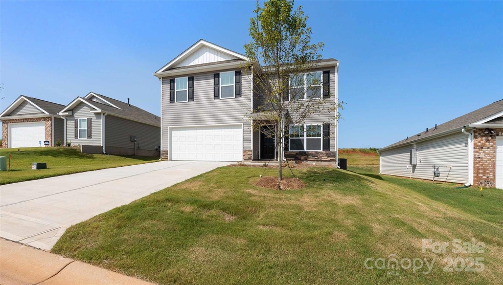 205 Callie River Ct, Clyde, NC 28721 - photo 1