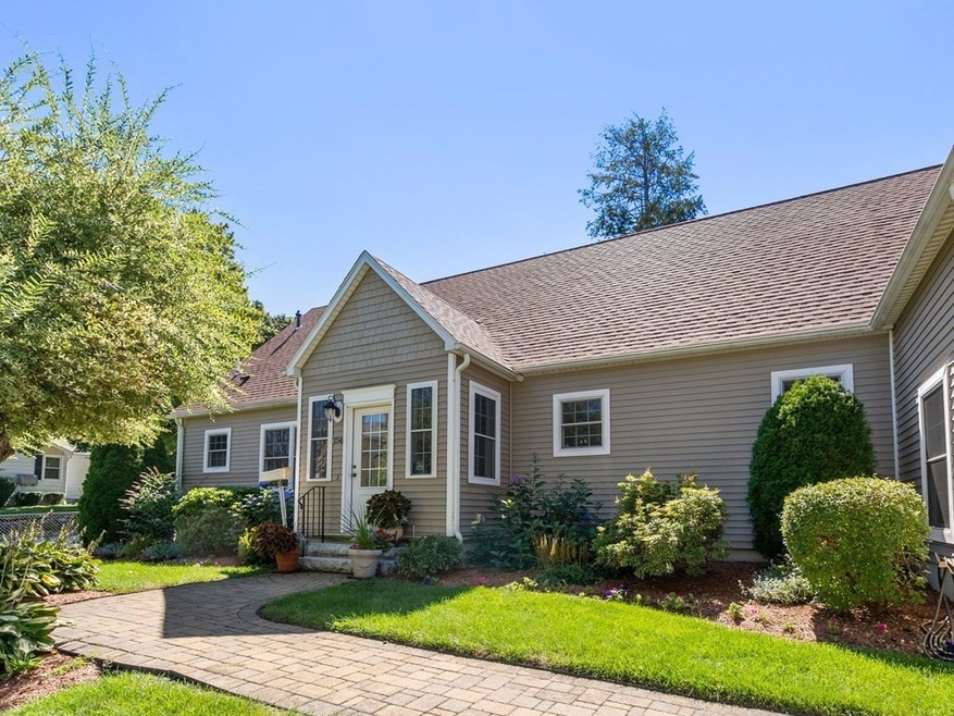 156 Cohasset St, Worcester, MA 01604 - photo 1