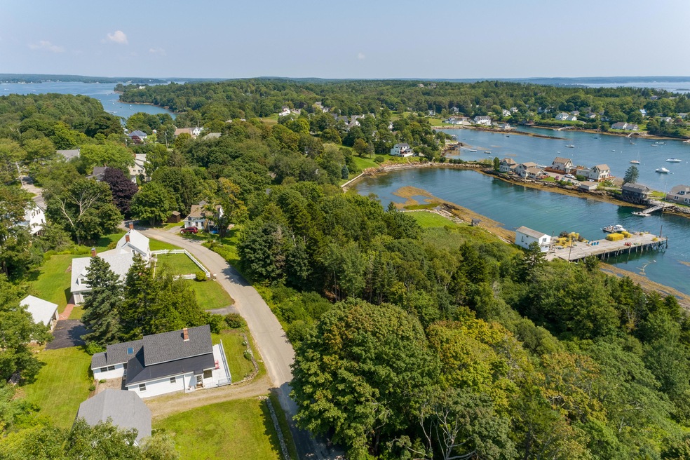 18 Leeman Rd, Orrs Island, ME 04066 - photo 1