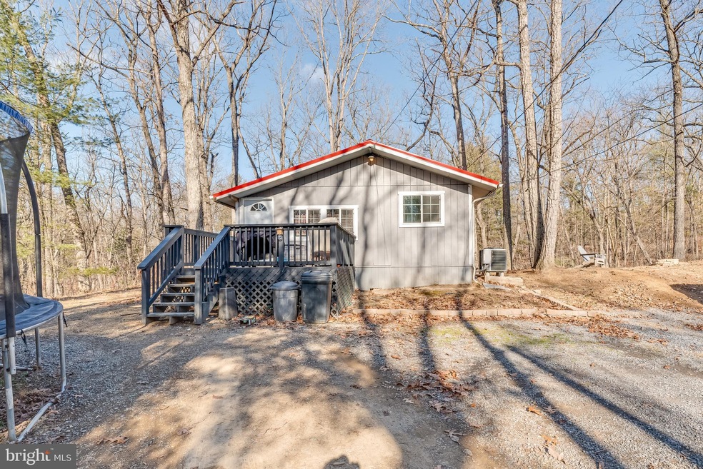 108 Crowfoot Ln, Gerrardstown, WV 25420 - photo 1