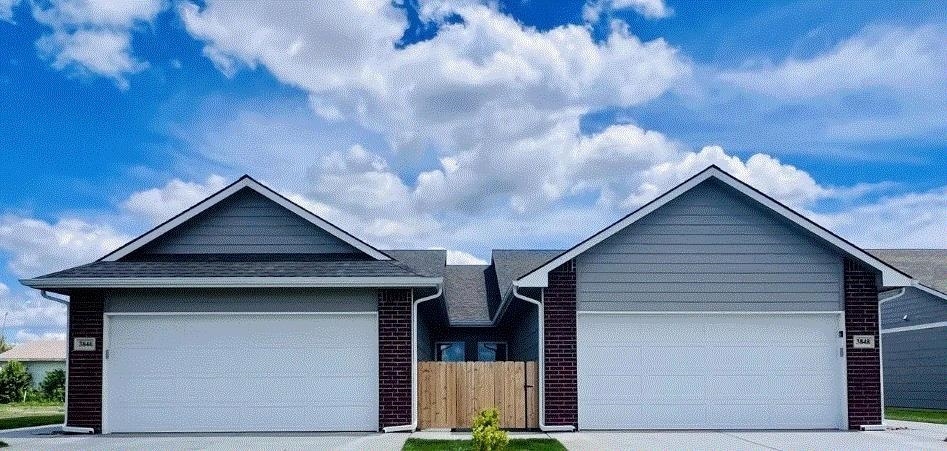 3846 S Bluelake St, Wichita, KS 67215 - photo 1