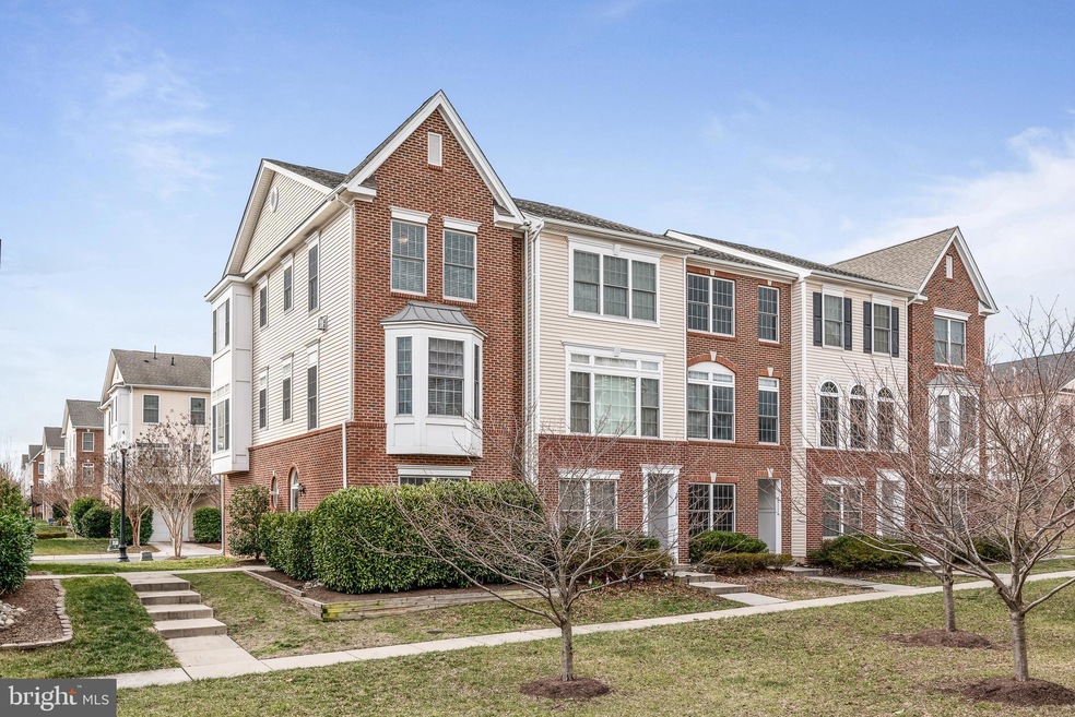 25118 Neptune Terrace, Chantilly, VA 20152 - photo 1