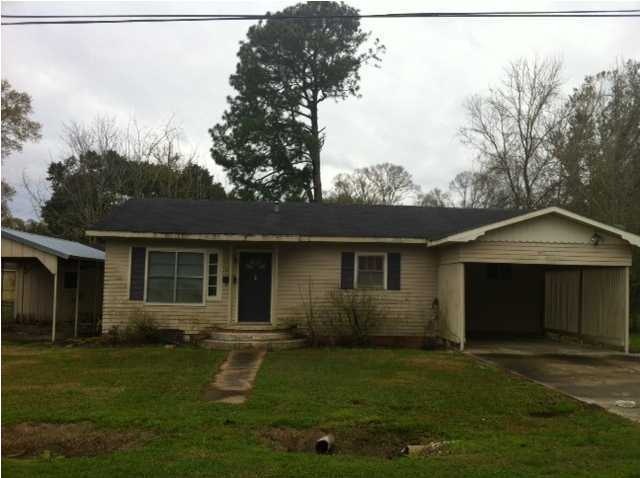 1445 Athabaska St, Eunice, LA 70535 - photo 1
