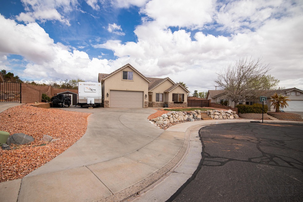 2585E (3 of 27)