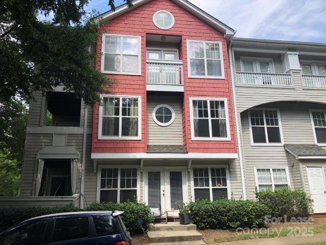 For Rent $1,600/month