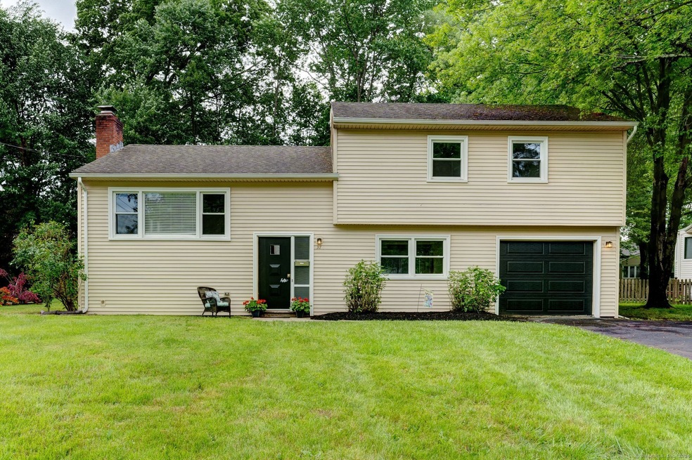 37 Lyman Rd, West Hartford, CT 06117 - photo 1