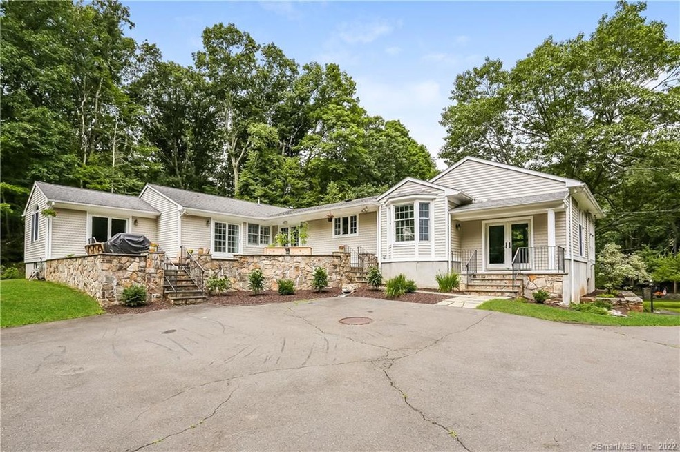 61 Gallows Hill Rd, Redding, CT 06896 - photo 1