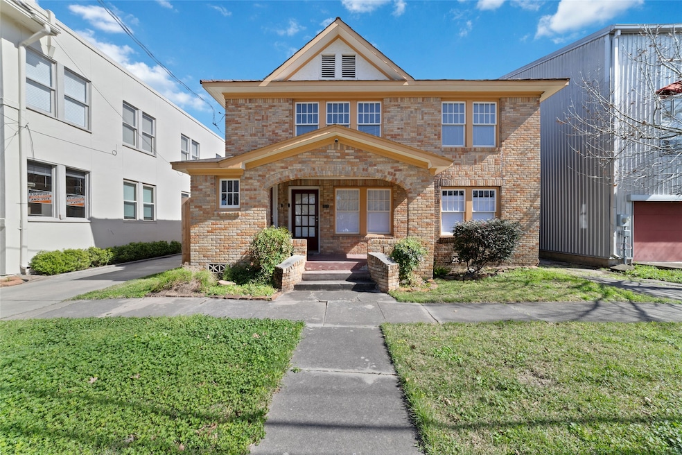 For Rent $2,400/month