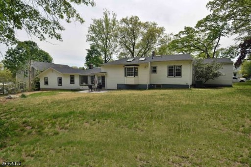 31 Strong St, Mahwah, NJ 07430 - photo 1