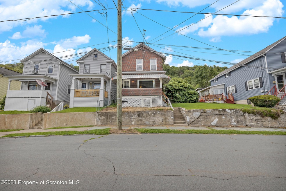 30 Arch St, Glen Lyon, PA 18617 - photo 1