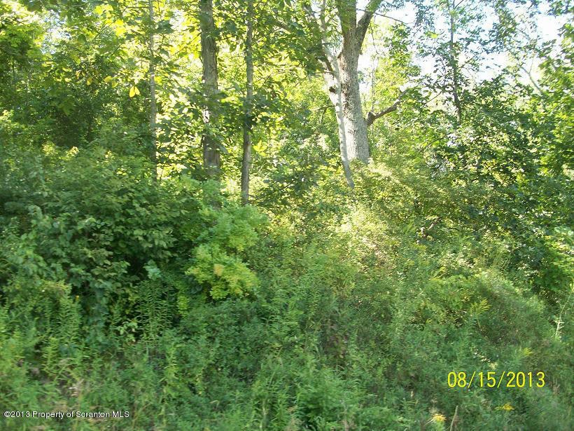 577 Buttermilk Rd, Falls, PA 18615 - photo 1