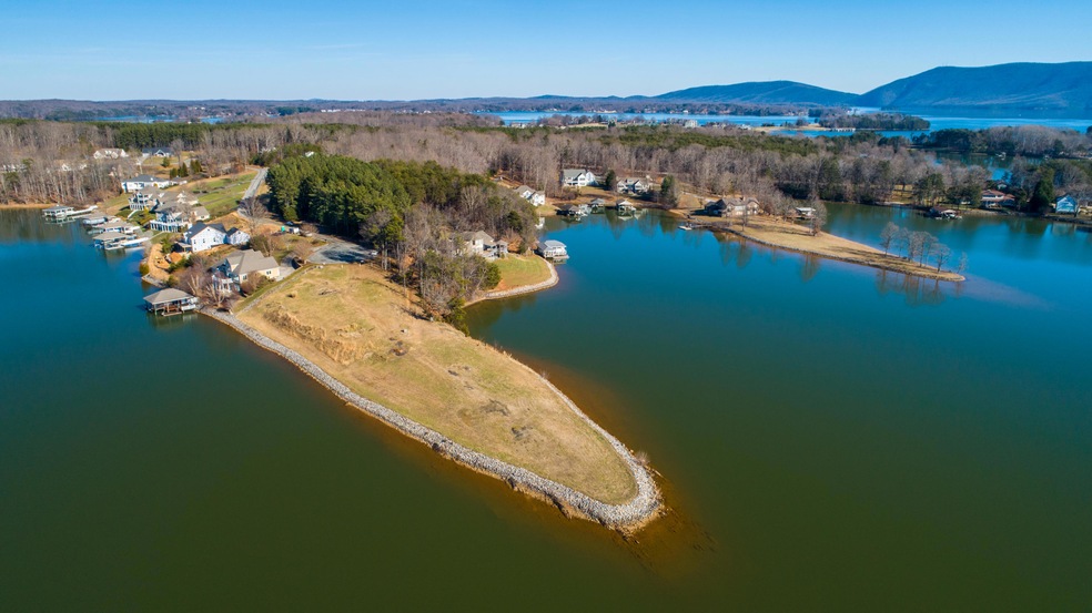 661' of Waterfront